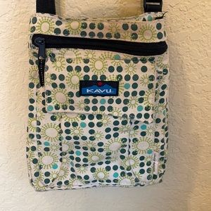 Kavu crossbody purse
